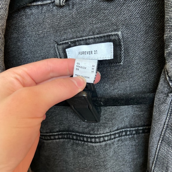 Cropped Jean jacket - Picture 2 of 3